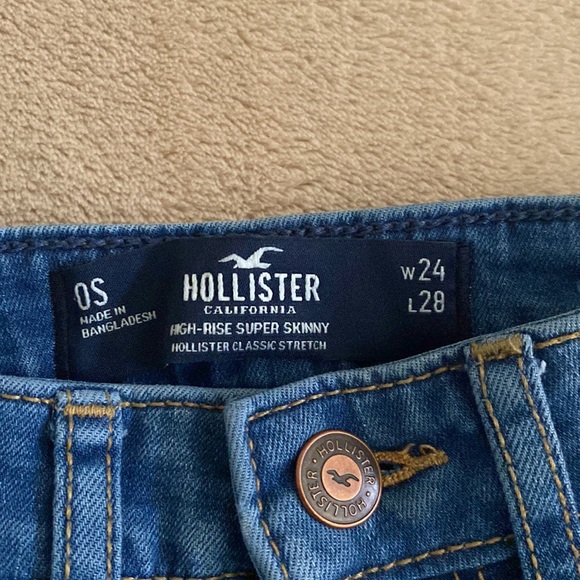 Hollister Jeans - Picture 4 of 5
